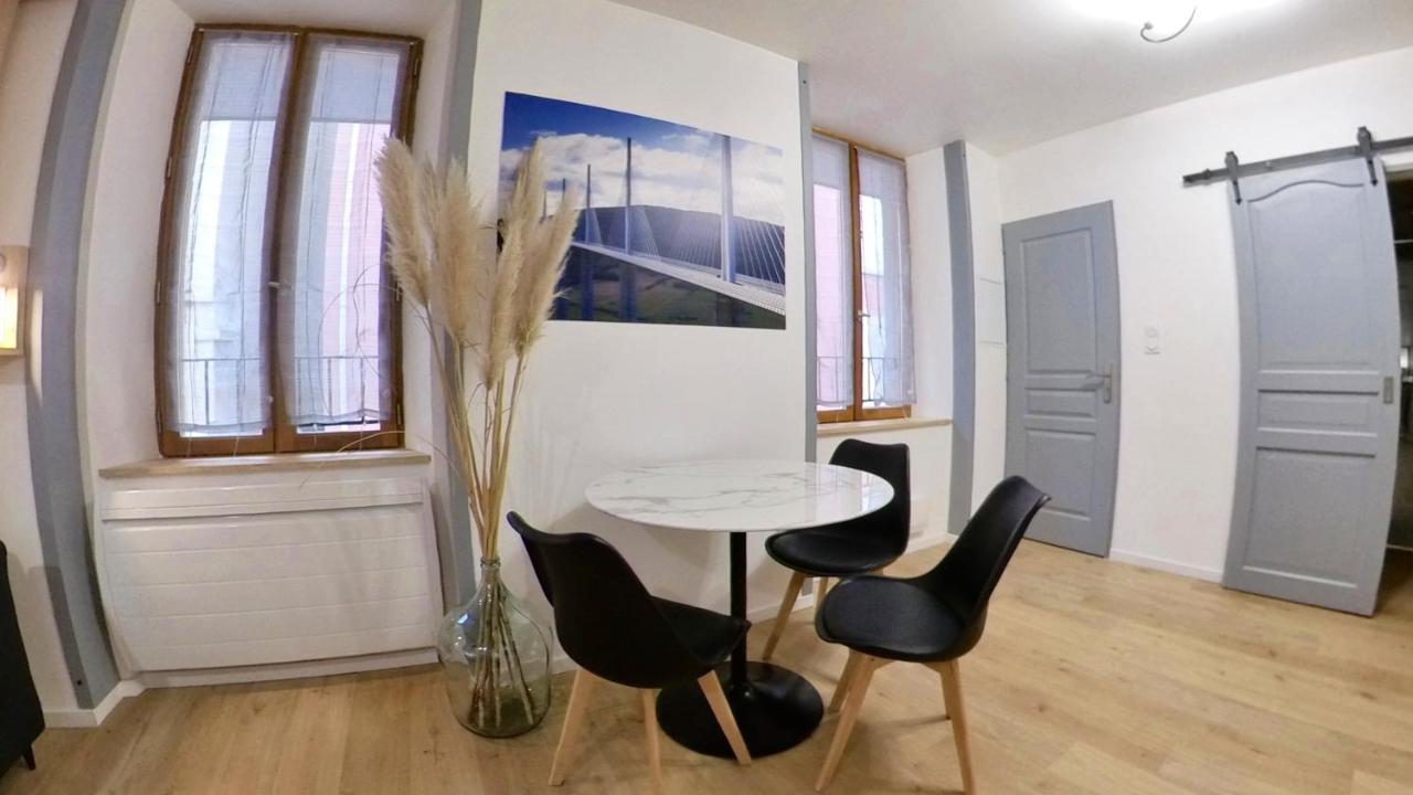 Entre Terre Et Ciel - Escapade Millavoise Appartement